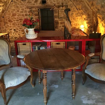 Babayaga Bed & Breakfast มูสติเยร์-แซ็งต์-มารี ภายนอก รูปภาพ