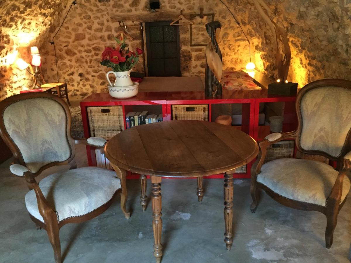 Babayaga Bed & Breakfast มูสติเยร์-แซ็งต์-มารี ภายนอก รูปภาพ